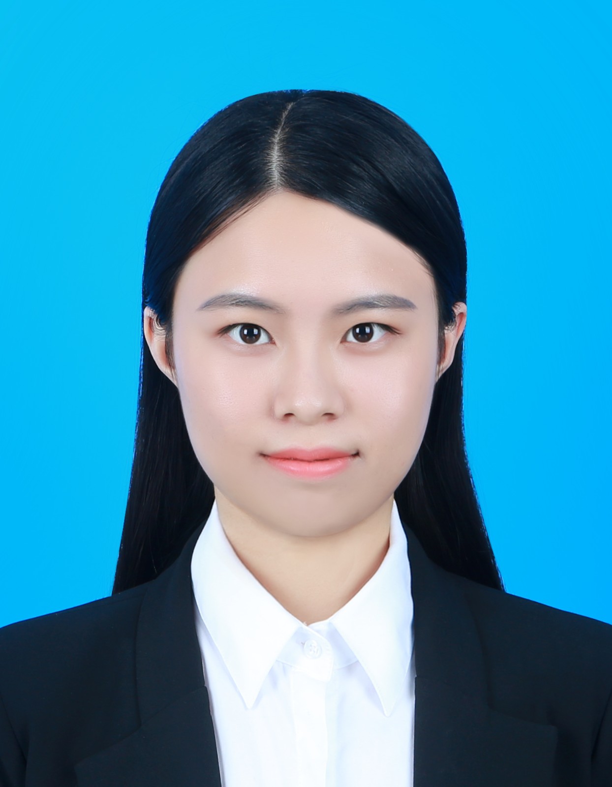 1642401839949764.jpg 胡晓月.jpg